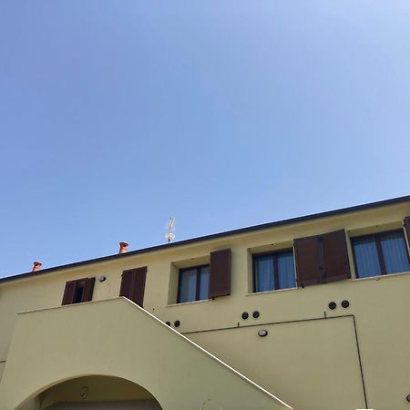 Le Corti Del Sole Residence Venturina Terme Exterior photo