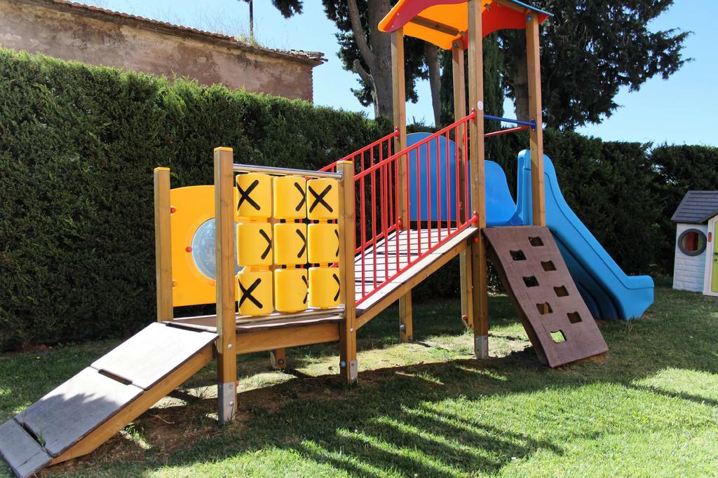 Le Corti Del Sole Residence Venturina Terme Exterior photo