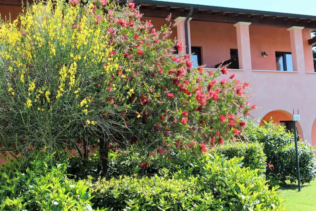 Le Corti Del Sole Residence Venturina Terme Exterior photo