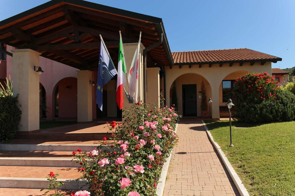 Le Corti Del Sole Residence Venturina Terme Exterior photo