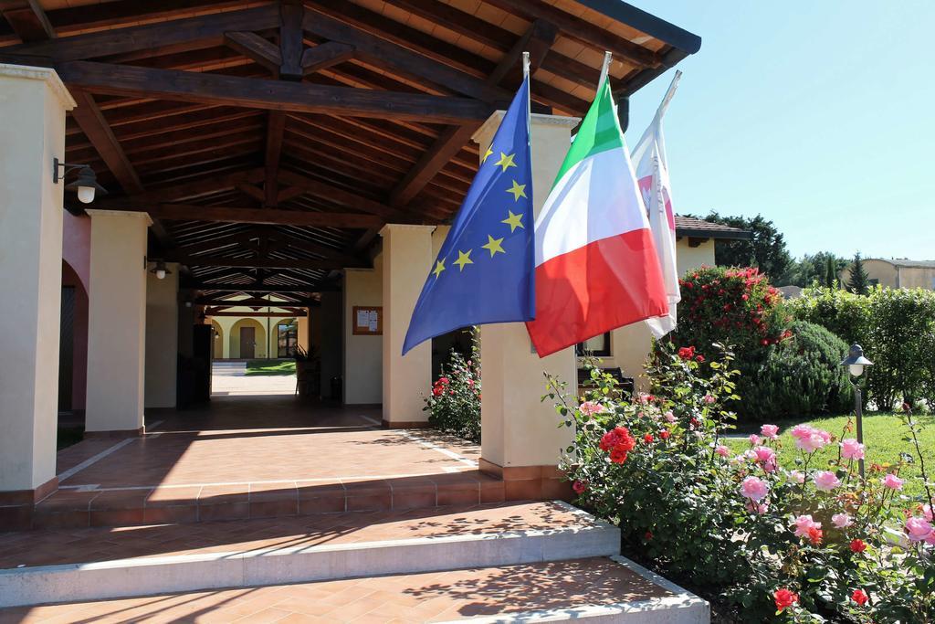 Le Corti Del Sole Residence Venturina Terme Exterior photo
